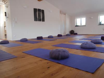 Chiemsee Yoga Gruppe Assists